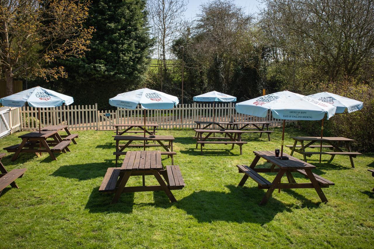 The Old Plough Hotel Oakham Esterno foto